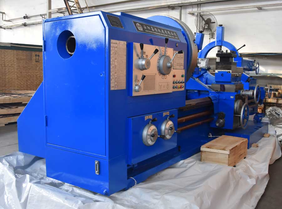 The CW61125B/3000 Conventional lathe Machine was finished and delivered to our Spain customer(图2)
